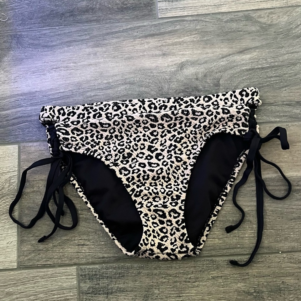 Leopard bikini bottom - Picture 2 of 5